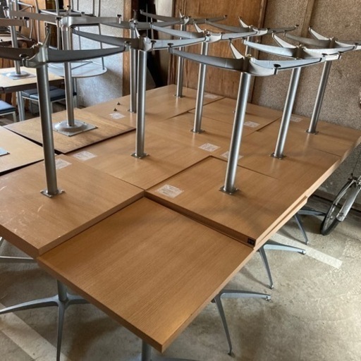 【未使用】カフェテーブル　バラして発送 カフェテーブル BT-8659 メーカー直送商品 送料無料(北海道・沖縄は