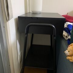 SIDE TABLE