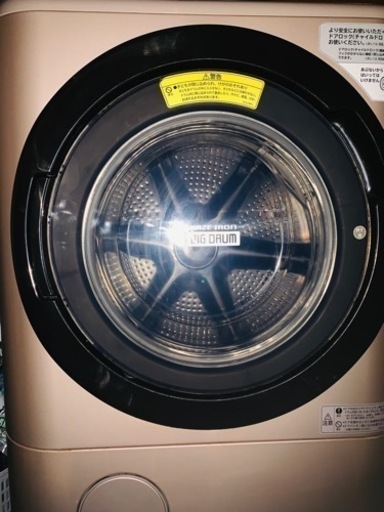 HITACHI 風アイロン　１２キロ　洗濯乾燥機