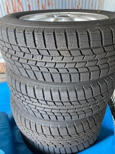 ホイール付スタッドレスタイヤ１９５／６５／Ｒ15  4本