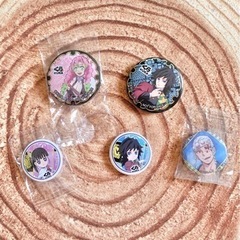 くら寿司　名探偵コナン　鬼滅の刃　缶バッジ　セットの画像