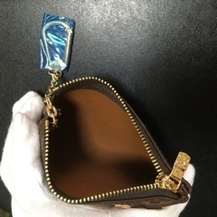 ハンドメイド ファスナーポーチ 超繊革PU素材耐摩擦 バッグチャ...