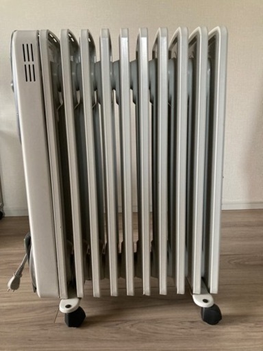 デロンギ　オイルヒーター