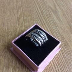 K18WGの ダイヤモンドリングの画像
