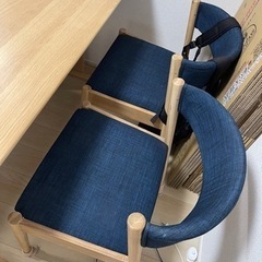 4人掛けダイニングテーブルの画像