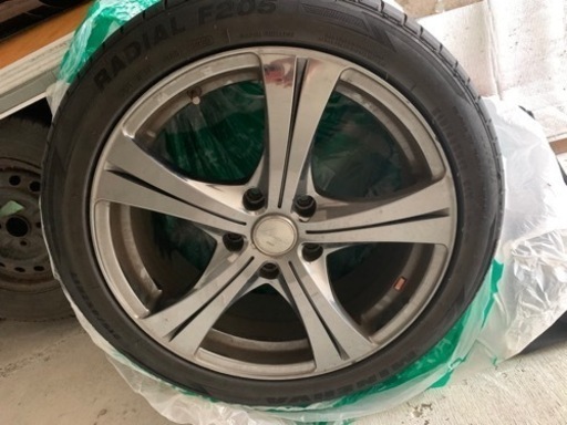 夏タイヤ ホイール付き 17インチ(値下げ不可)