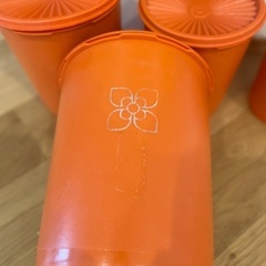 タッパーウェア　保存容器の画像