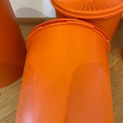 タッパーウェア　保存容器の画像