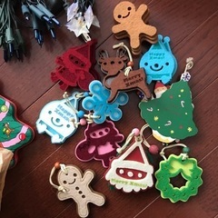 クリスマスツリーセットとクリスマスグッズ箱に入るだけ詰めました〜(ᵔᴥᵔ)の画像