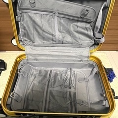 キャーリーケース　スーツケース　20インチ　美品　ブラックの画像