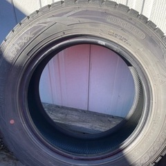 4本セット！バリ溝　スタッドレスタイヤ　ダンロップ　ウインターマックス　195/65r15