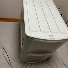 無料　衣装箱、衣装ケース