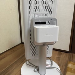 価格改訂 DAIKIN 遠赤外線ヒーター ERFT11WS-W ほぼ未使用の画像