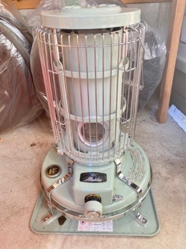 アラジン　石油ストーブ