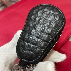 型押しクロコ風車キーケース 黒一つ在庫の画像