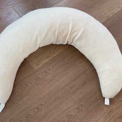 授乳クッション　抱き枕にも