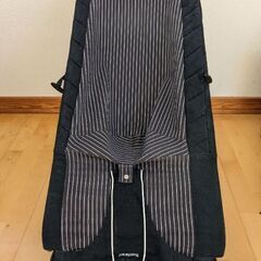 ベビービョルンのバウンサー（三段階リクライニング）
