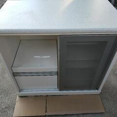 ニトリ 食器棚