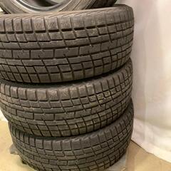 スタットレスタイヤヨコハマ
サイズ　　215/55R17の画像