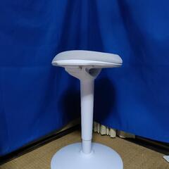 上下可能　椅子