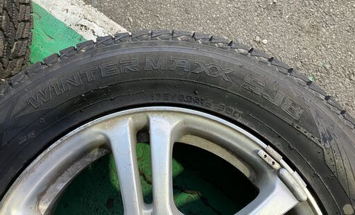 スタッドレスタイヤ　175/80R15 90Q WINTERMAXX SJ8 