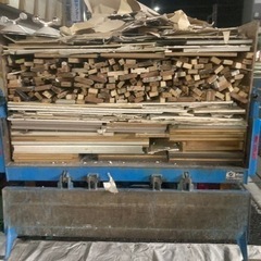 内装解体の手元から！の画像