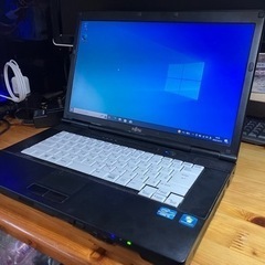 【爆速激安】Fujitsu FMV A561/D SSD i5 ...