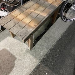 used 屋外使用　ウッドベンチと、水槽