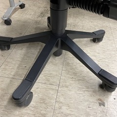 giroflex オフィスチェアの画像