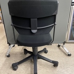 giroflex オフィスチェアの画像