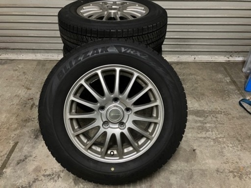 195/65R15 ブリジストン VRX2 ヴォクシー  ノア