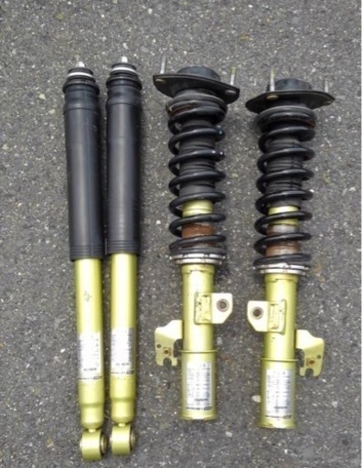 アルファード　10系　車高調　ローダウン　フロントリアセット　ローダウンサススプリング　ダウンサス　ヴォクシー　ノア　2WD 6065