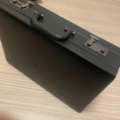 アタッシュケースの画像