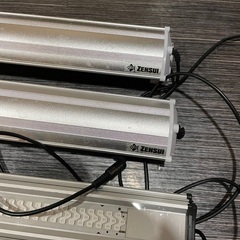 ゼンスイ　LEDライト3本＋水中LEDライト1本　大型水槽用にの画像