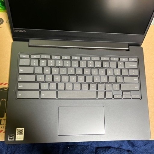 Lenovo Chromebook S330 使用時間 実質1日未満