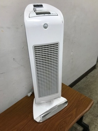 ★値下げ★ロ 2212-268 KOIZUMI セラミックヒーター　2014年製　KCH-1244 動作確認済み　取り切れてない汚れ、キズあり