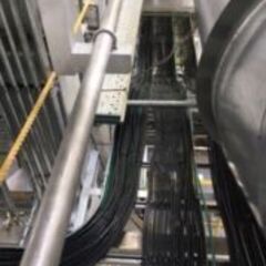 女川原子力発電所構内　電気工事作業の画像