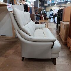 【愛品倶楽部柏店】　ニトリ　コウテイ３　Ｎシールド　ハイバック３人掛けソファ　ベージュの画像