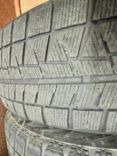 問い合わせ多数につきご返事できません16インチ　アルミホイール　ほぼ山なしスタッドレス