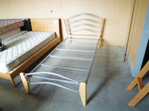 シングルベッド マットレス付き 幅110×奥行205×高さ100cm パイプベッド シングルサイズ 寝具 家具 苫小牧西店