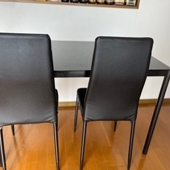 ダイニングテーブル椅子付き(黒)28日まで【取引中】の画像