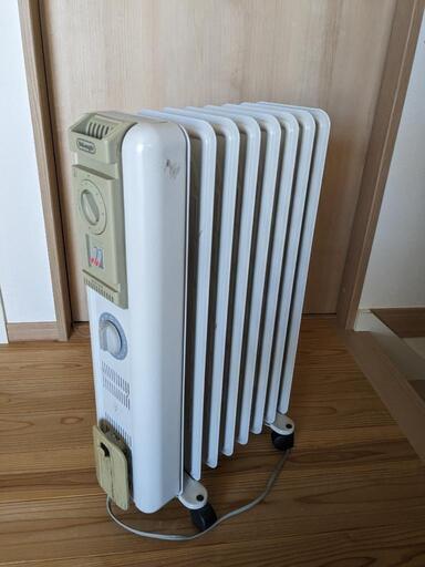 デロンギオイルヒーター　H350812tnc