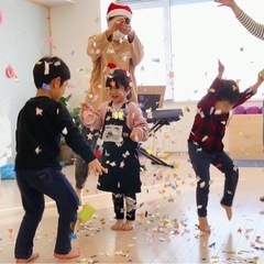 クリスマスのリトミックヨガ体験会🎄の画像