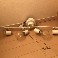 シーリングライト　電球付き