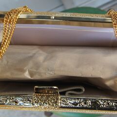 （J-191)　金色の和装鞄(未使用）*引取り限定(加古川市　鶴林寺前）の画像
