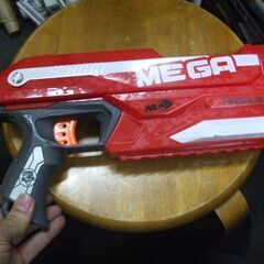 NERF ナーフ メガ　子供のおもちゃ