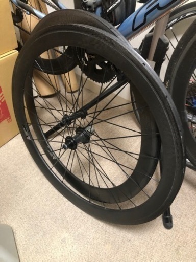 中華カーボンホイール