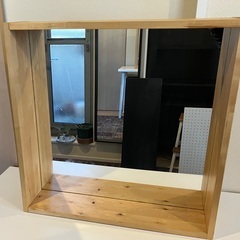 【IKEA】MOLGER ミラー　60 cm x 60 cm