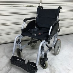 車椅子の画像
