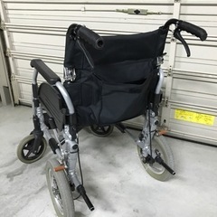車椅子の画像